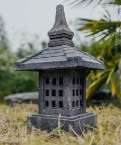 Japanese lava stone pagoda garden lantern 55cm – Tama